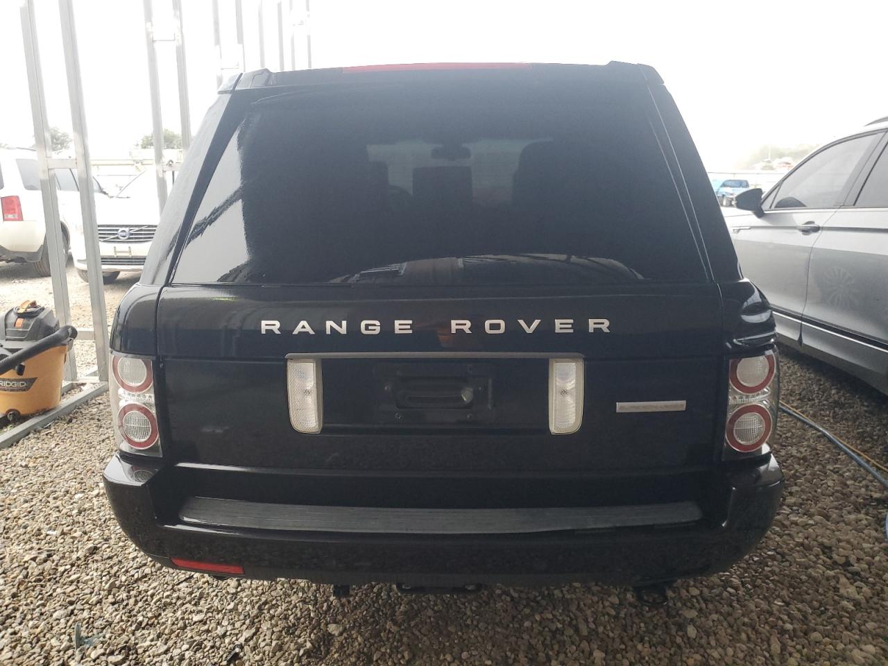 2011 Land Rover Range Rover Hse Luxury VIN: SALMF1E42BA349216 Lot: 86551055