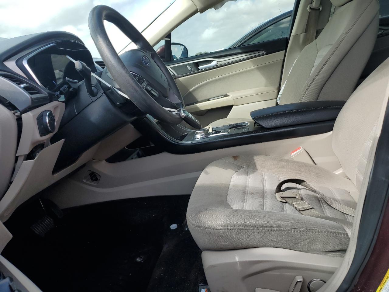 2017 Ford Fusion Se VIN: 3FA6P0HD0HR290240 Lot: 84063945