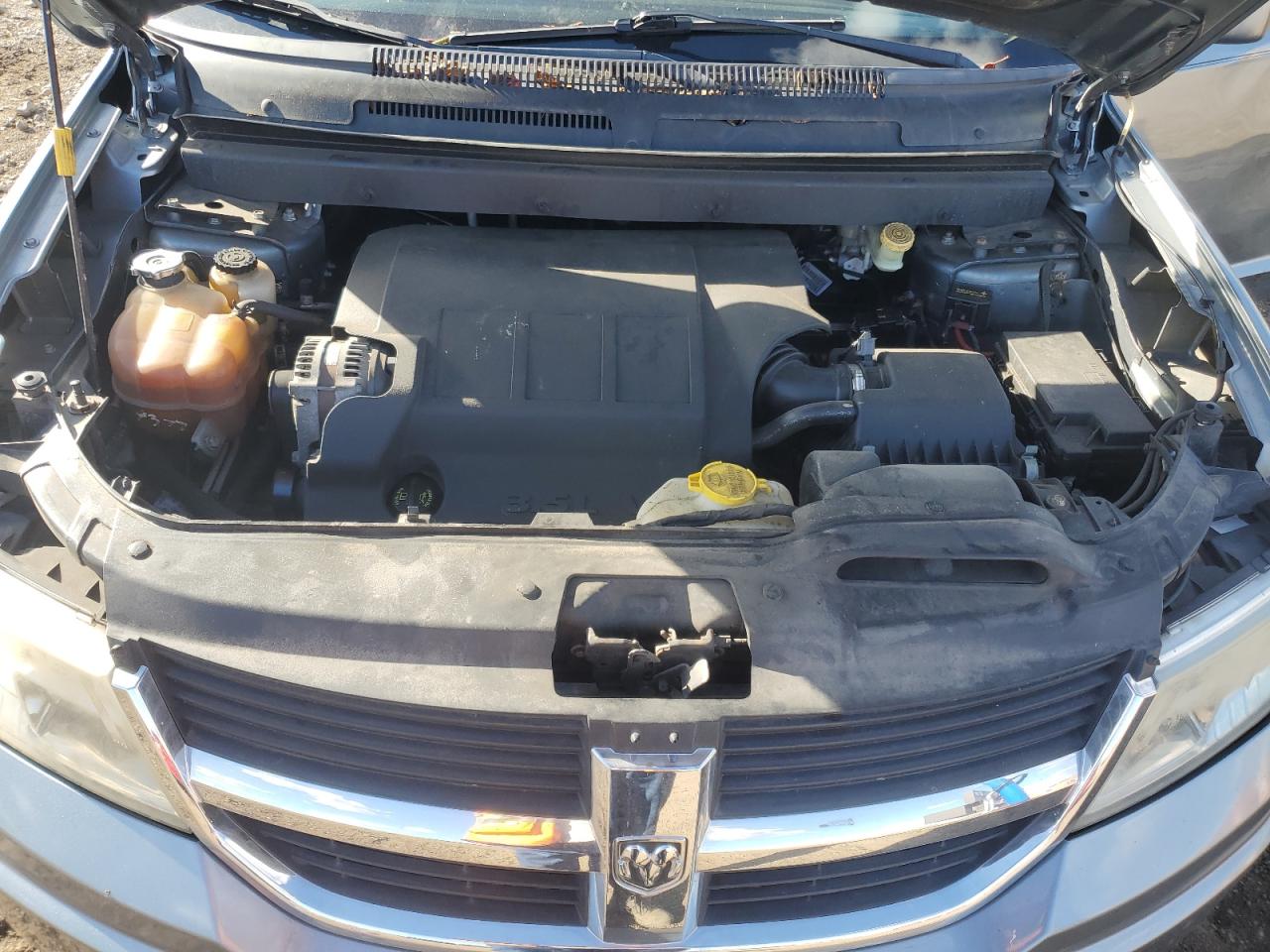 2010 Dodge Journey Sxt VIN: 3D4PH5FV2AT190155 Lot: 82688115