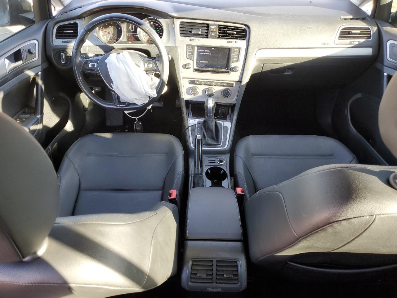 2017 Volkswagen Golf S VIN: 3VW217AU5HM038071 Lot: 90711525