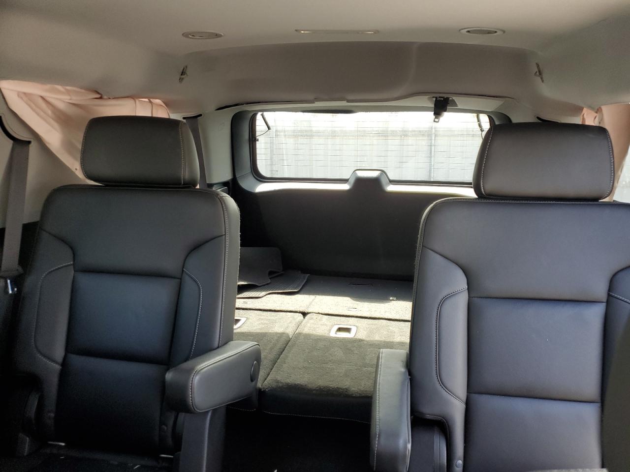 2019 Chevrolet Tahoe C1500 Lt VIN: 1GNSCBKC4KR145664 Lot: 85390845
