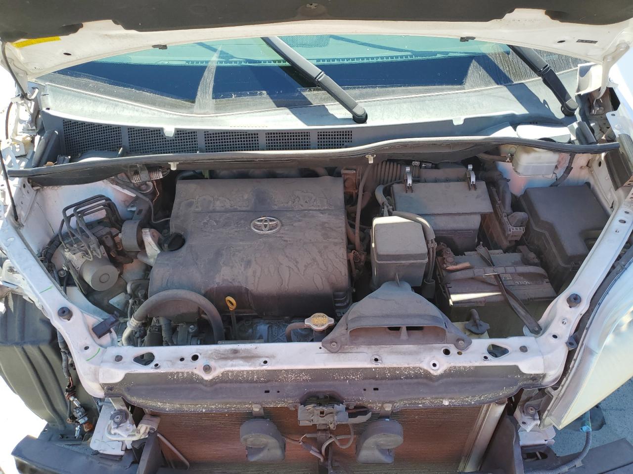 2011 Toyota Sienna Le VIN: 5TDKK3DC6BS143558 Lot: 82286605