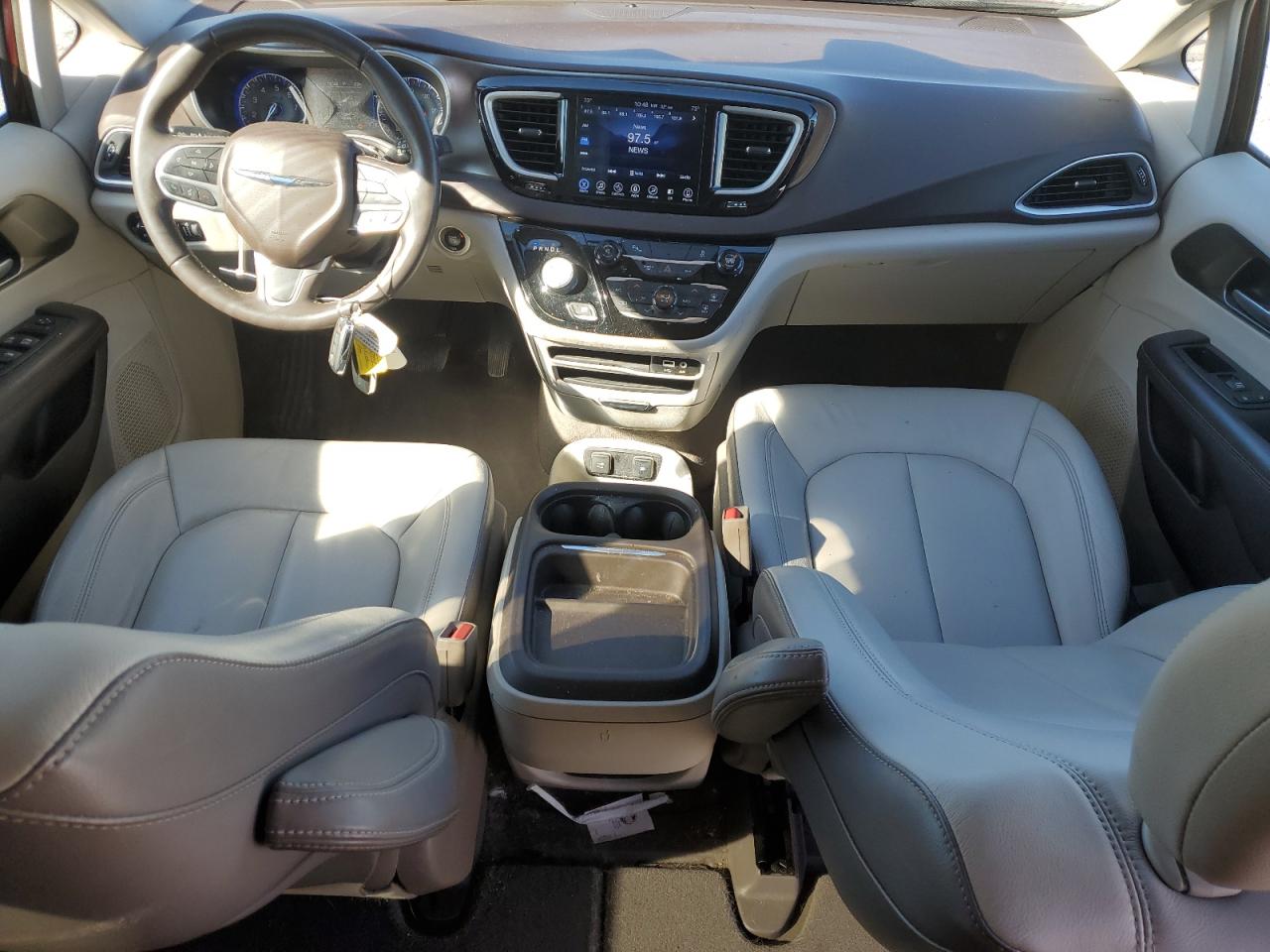 2017 Chrysler Pacifica Touring L VIN: 2C4RC1BG1HR609971 Lot: 82275965