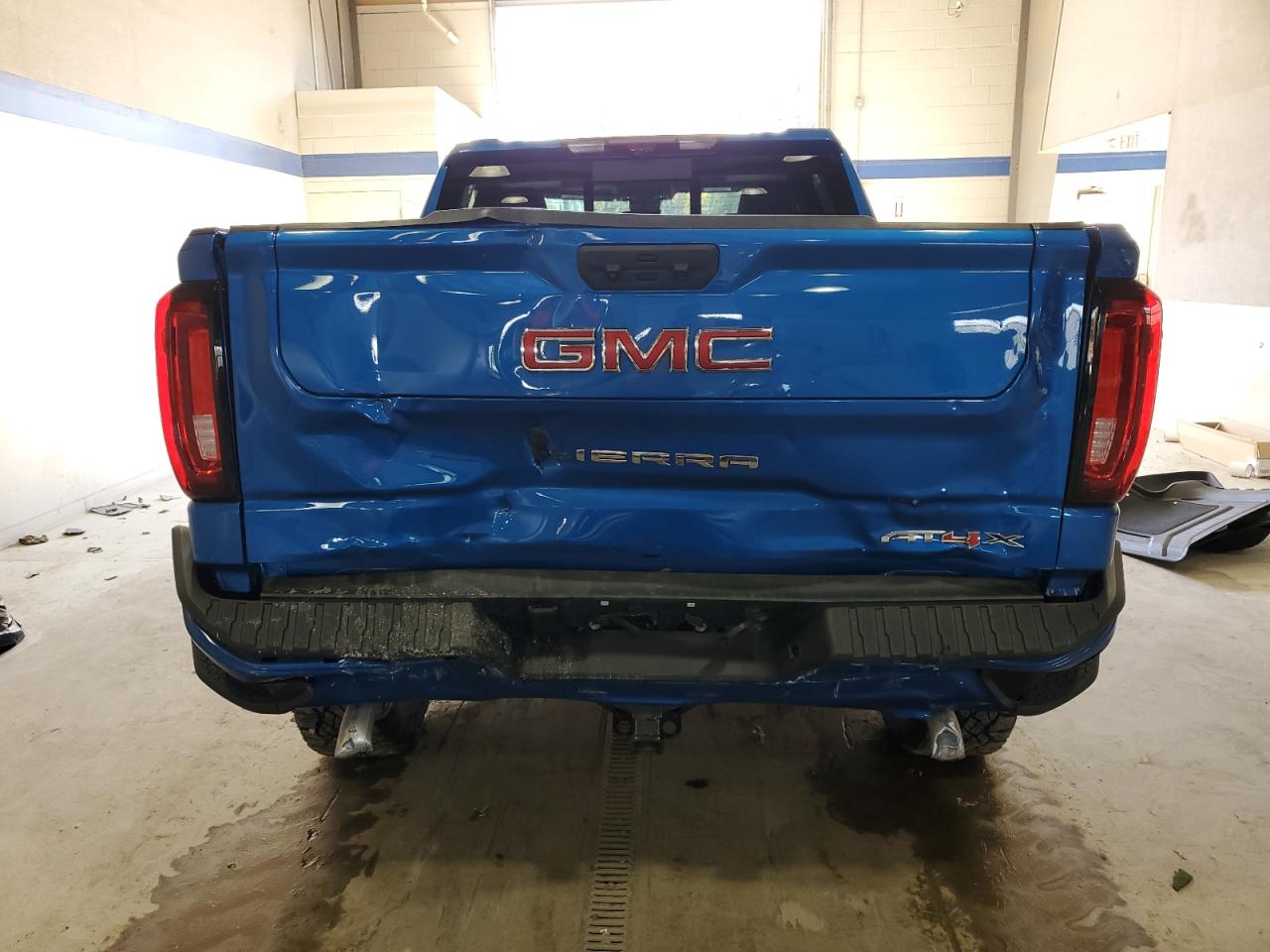 2022 GMC Sierra K1500 At4X VIN: 3GTUUFEL1NG563864 Lot: 90663045