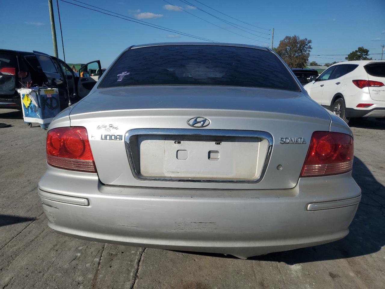 2003 Hyundai Sonata VIN: KMHWF25HX3A868844 Lot: 81922105
