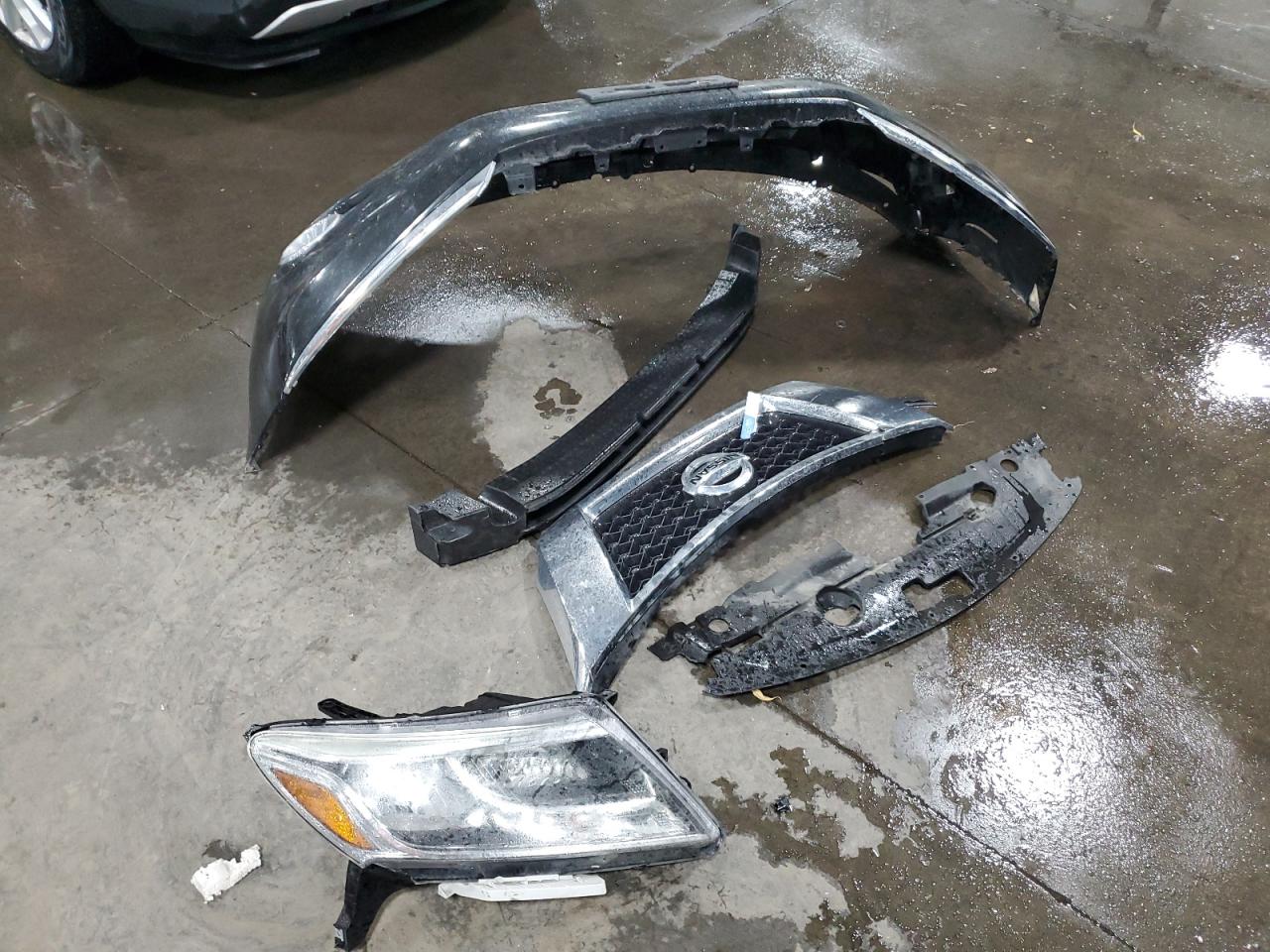 2015 Nissan Pathfinder S VIN: 5N1AR2MM0FC708822 Lot: 85268145