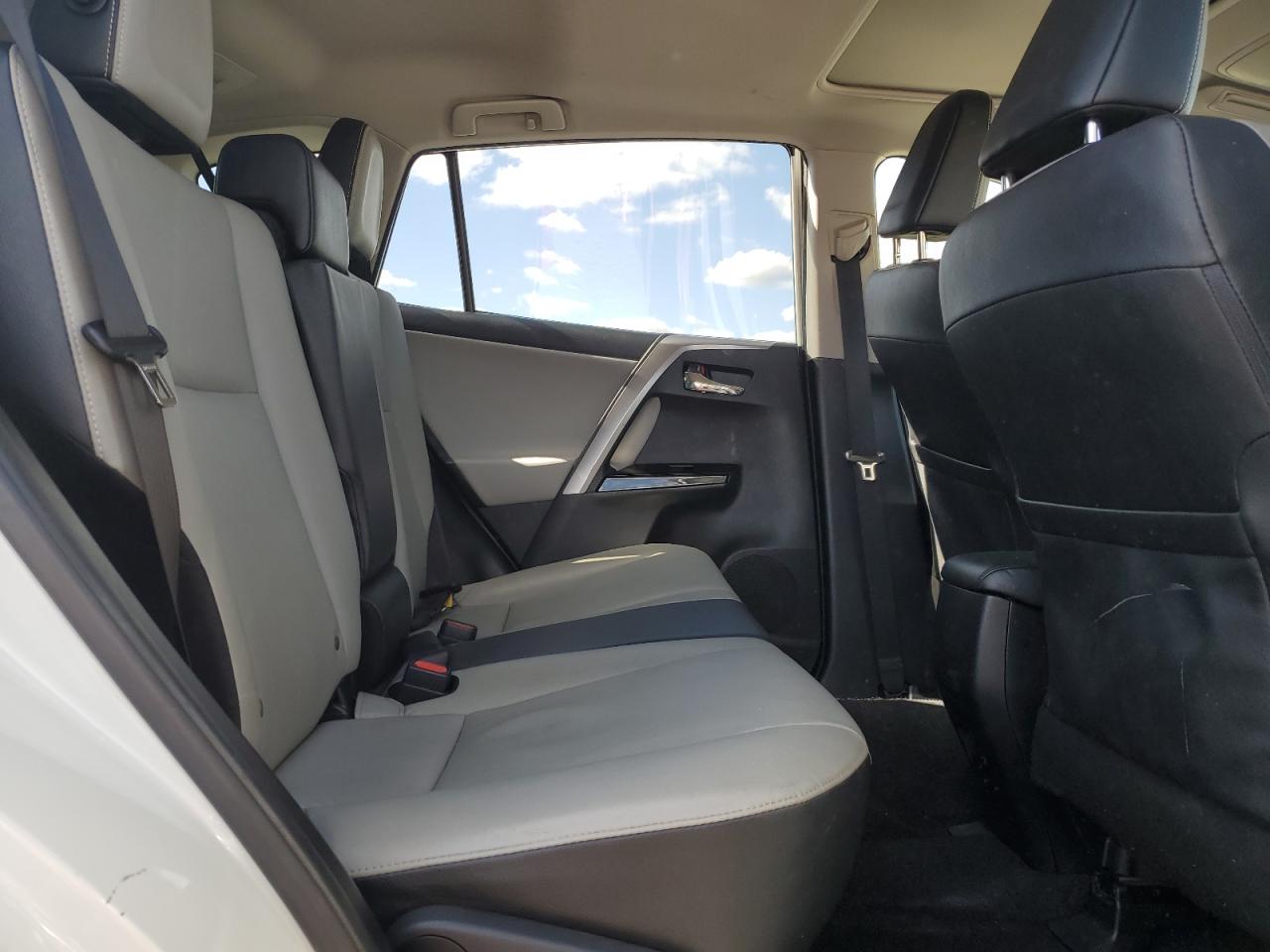 2018 Toyota Rav4 Limited VIN: JTMDFREV3JJ248960 Lot: 82228375