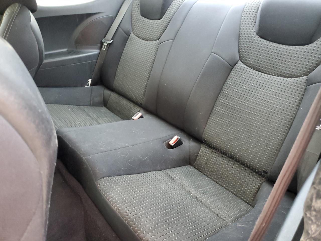 2010 Hyundai Genesis Coupe 2.0T VIN: KMHHT6KD5AU004869 Lot: 82240915