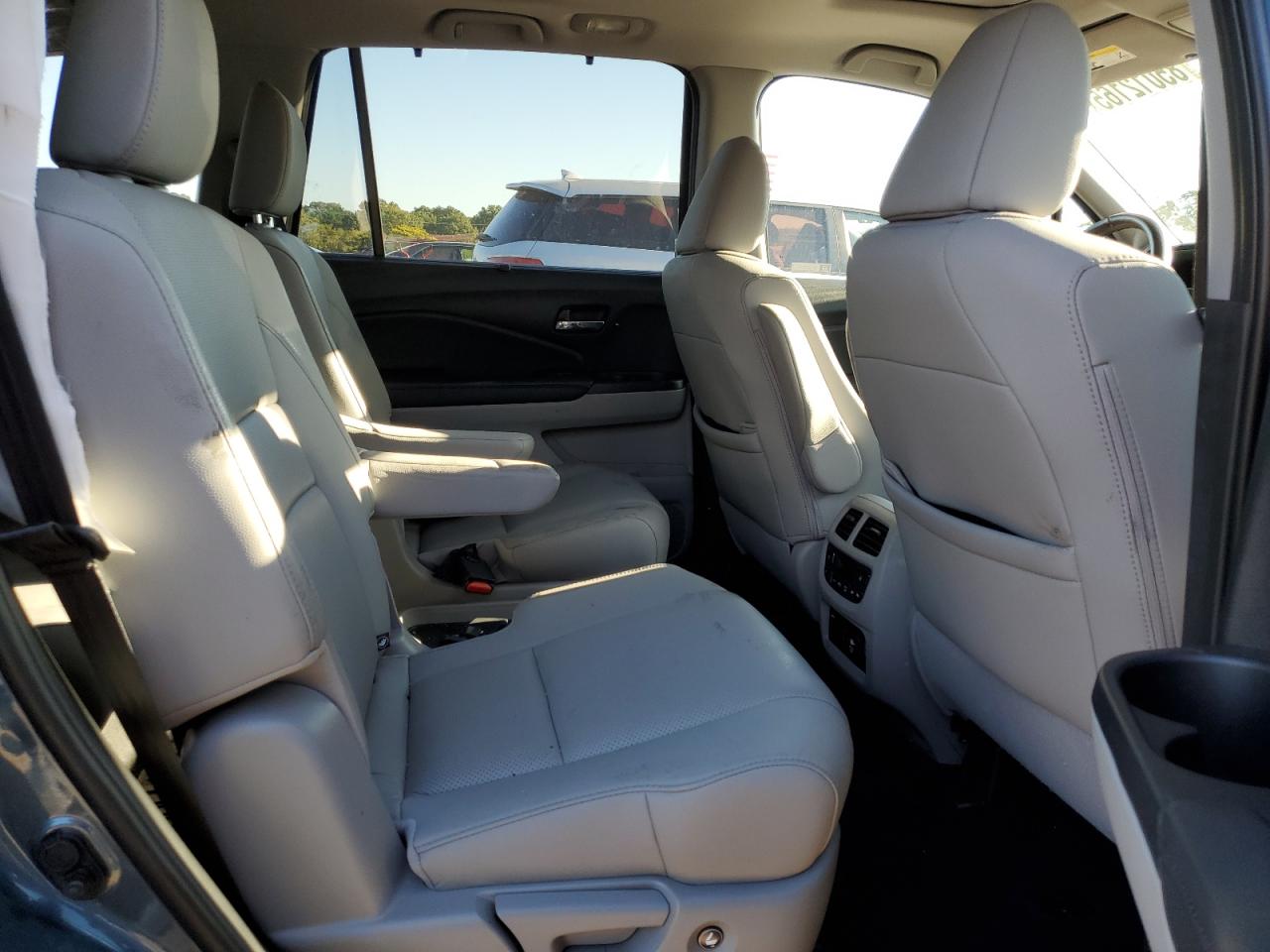 2019 Honda Pilot Elite VIN: 5FNYF6H05KB012335 Lot: 85012165