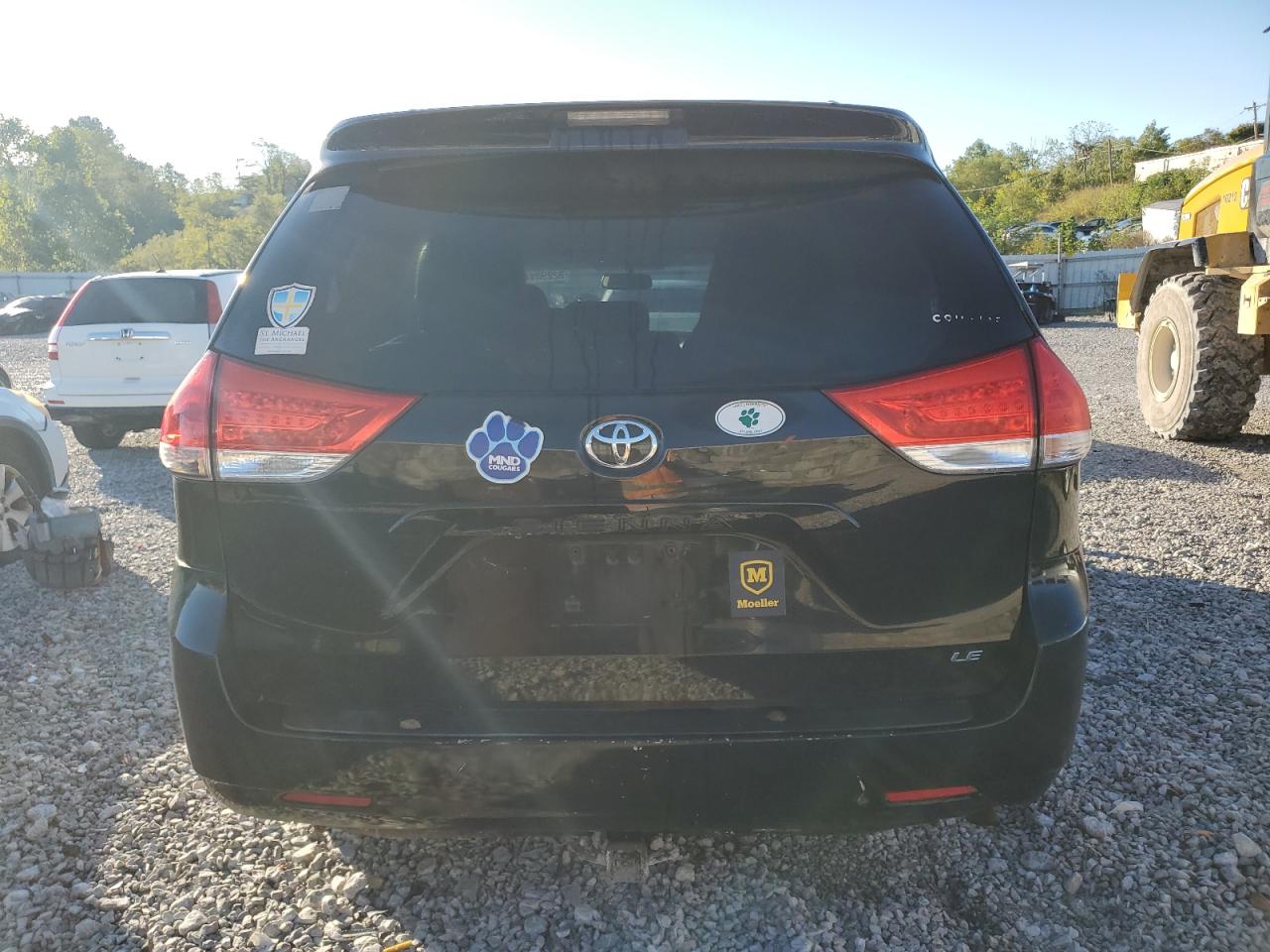 2011 Toyota Sienna Le VIN: 5TDKK3DC2BS084024 Lot: 82290445