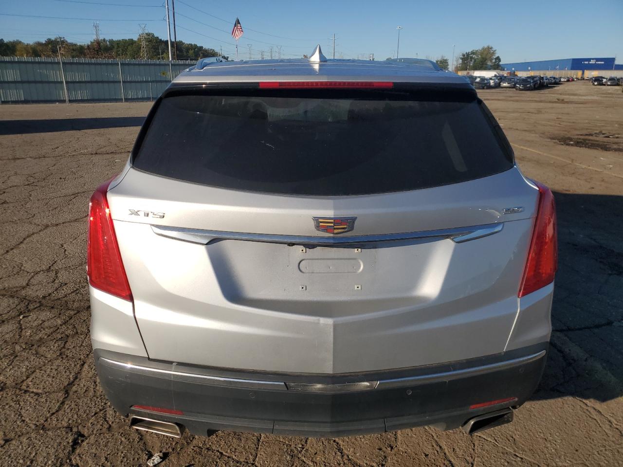 2017 Cadillac Xt5 Luxury VIN: 1GYKNDRS2HZ241467 Lot: 86049205