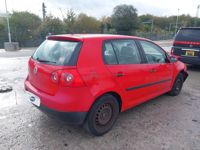 2005 VOLKSWAGEN GOLF 1.4 S 5DR [AC]