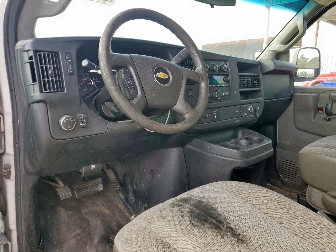 2017 Chevrolet Express G2500 VIN: 1GCWGBFF4H1133900 Lot: 84465715