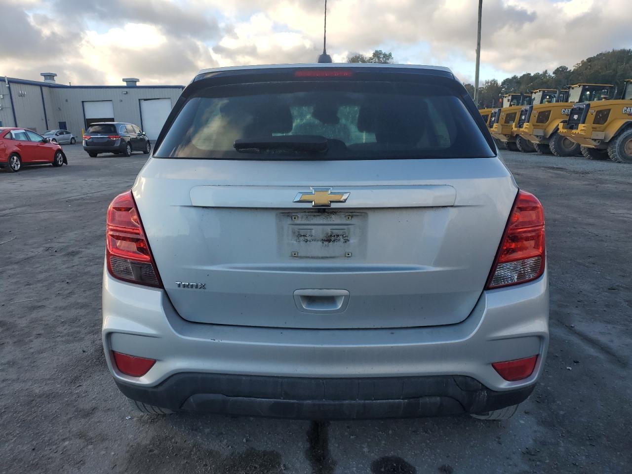 2018 Chevrolet Trax Ls VIN: 3GNCJKSB6JL330046 Lot: 90659025