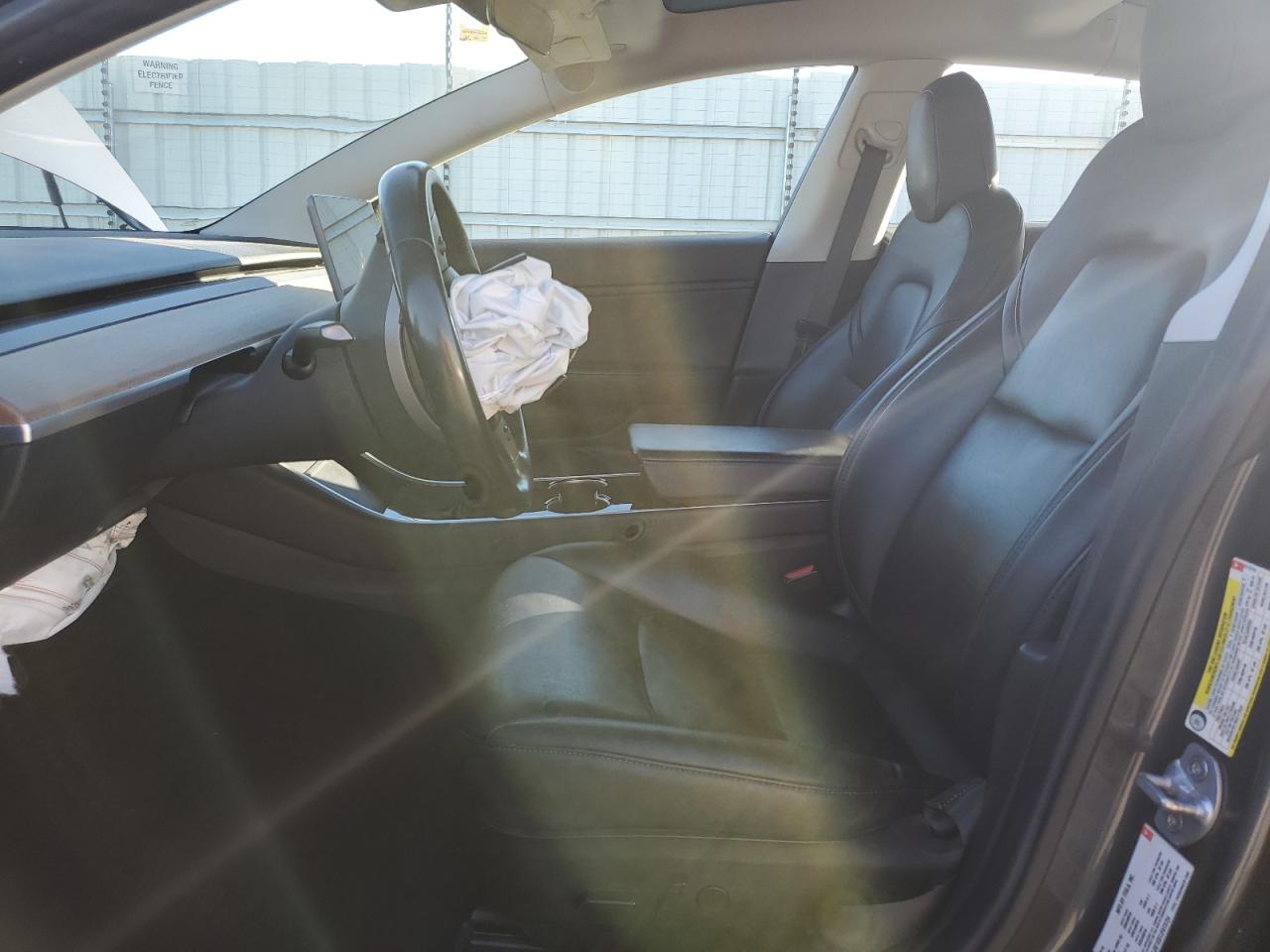 2018 Tesla Model 3 VIN: 5YJ3E1EB7JF073724 Lot: 87224835