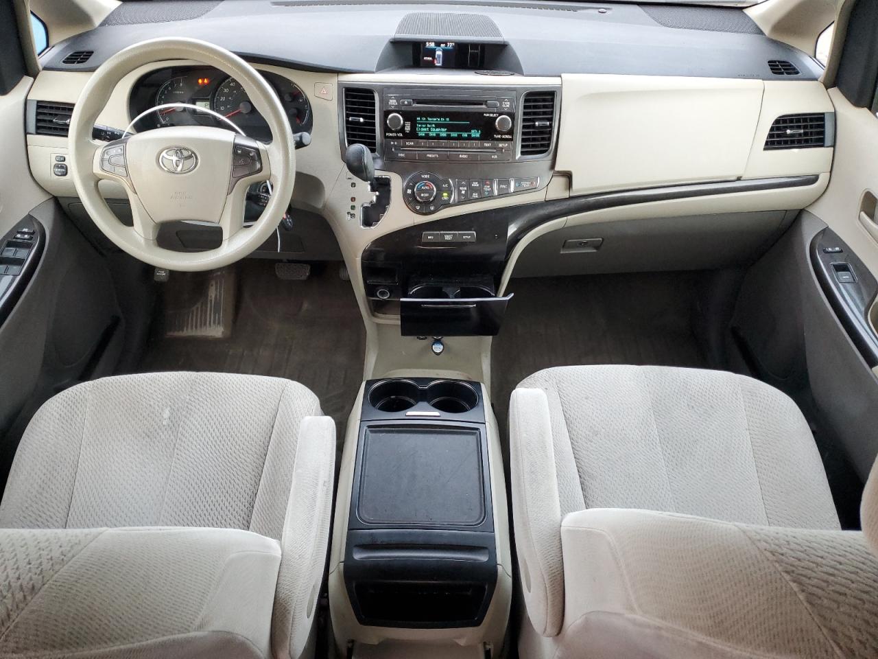 2013 Toyota Sienna Le VIN: 5TDKK3DC5DS386555 Lot: 84052585