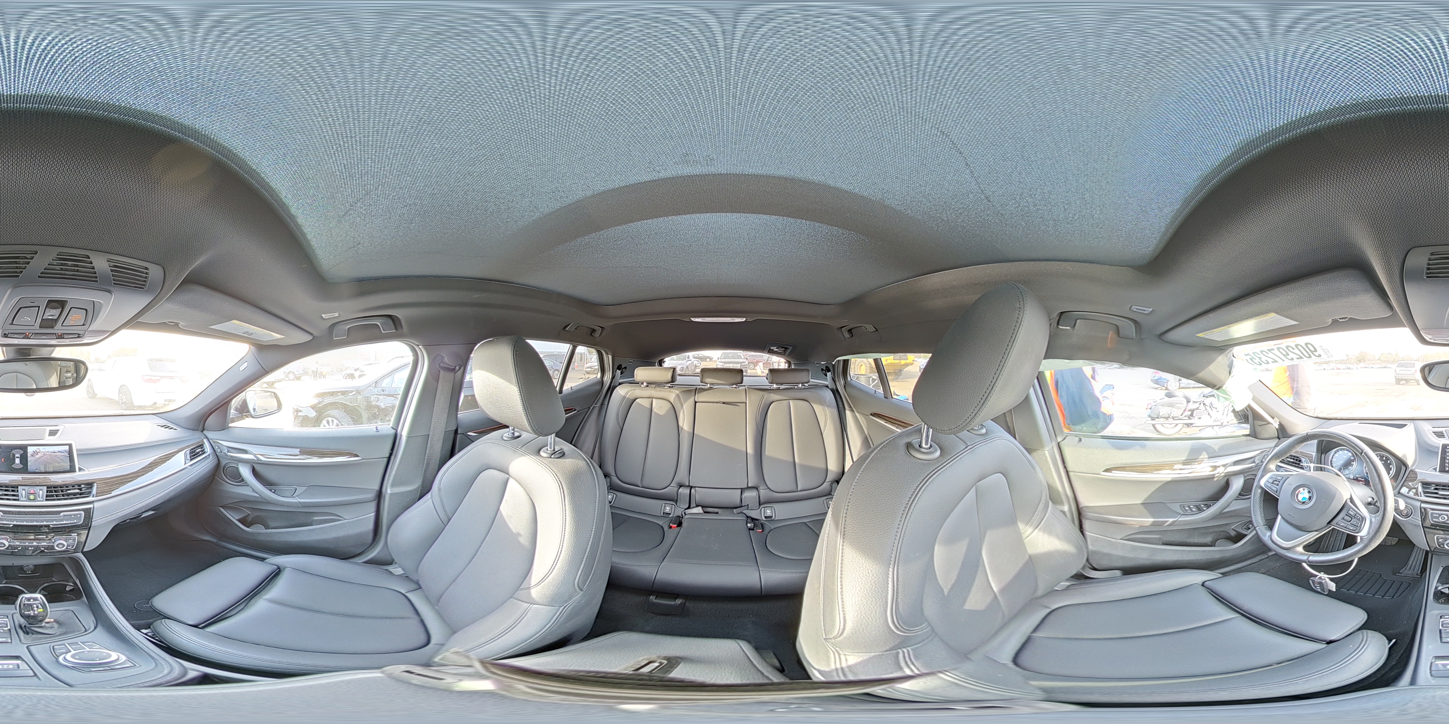 Фото: WBXYJ1C00L5R00778