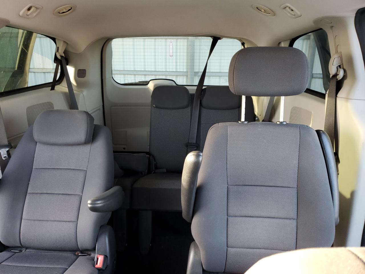 2008 Dodge Grand Caravan Se VIN: 2D8HN44H88R145771 Lot: 84870365