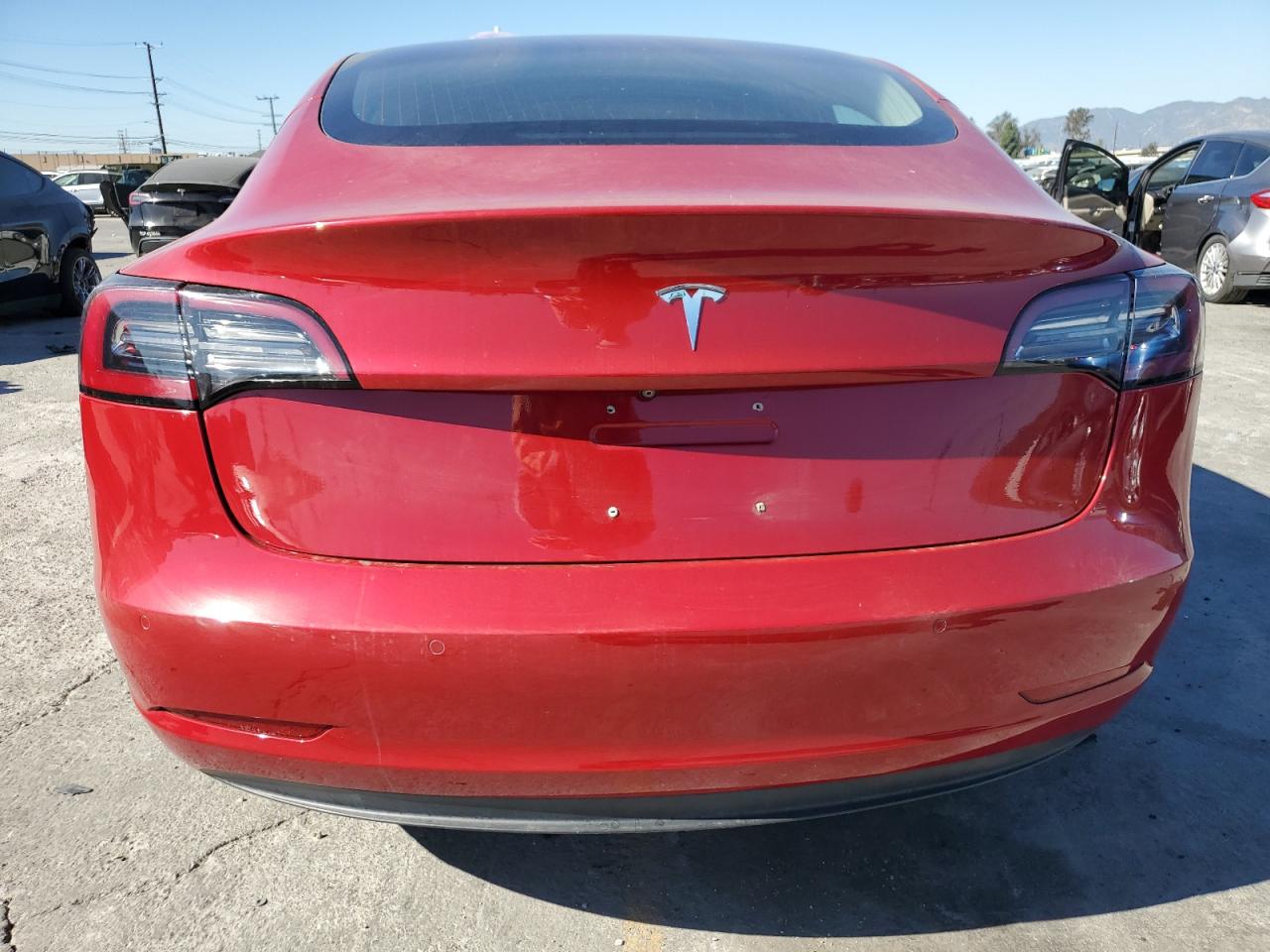 2018 Tesla Model 3 VIN: 5YJ3E1EA9JF037945 Lot: 90646205