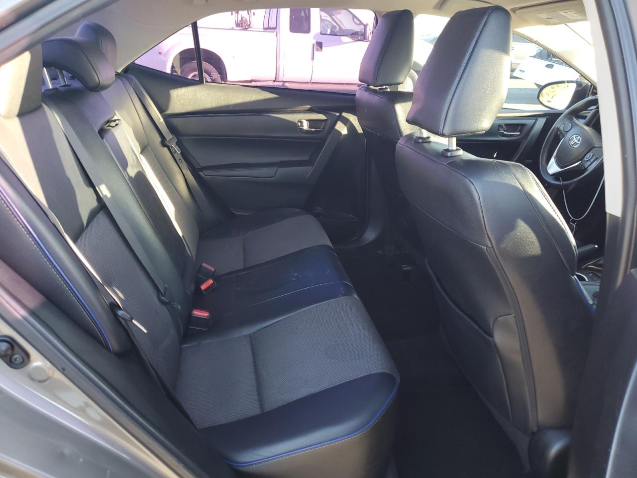 2017 Toyota Corolla L VIN: 5YFBURHE9HP632868 Lot: 82307485