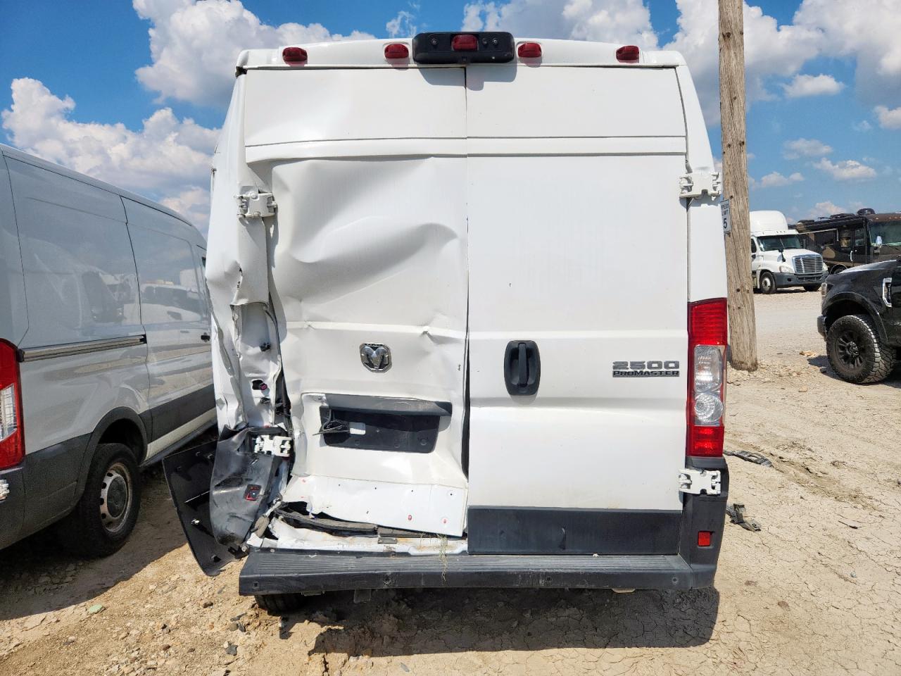 2024 Ram Promaster 2500 2500 High VIN: 3C6LRVDG8RE108885 Lot: 84892925