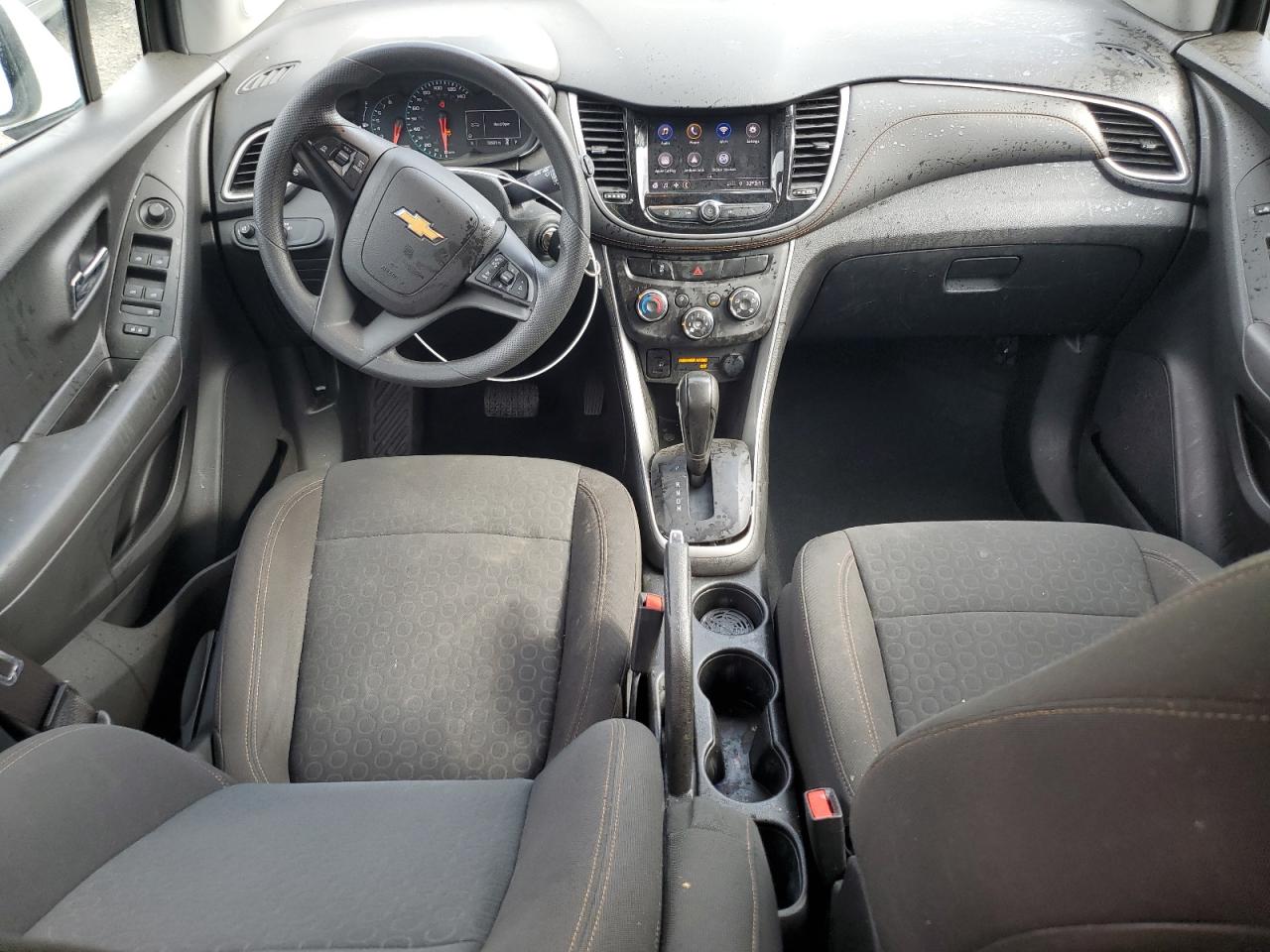2020 Chevrolet Trax Ls VIN: KL7CJKSB1LB329610 Lot: 85758975