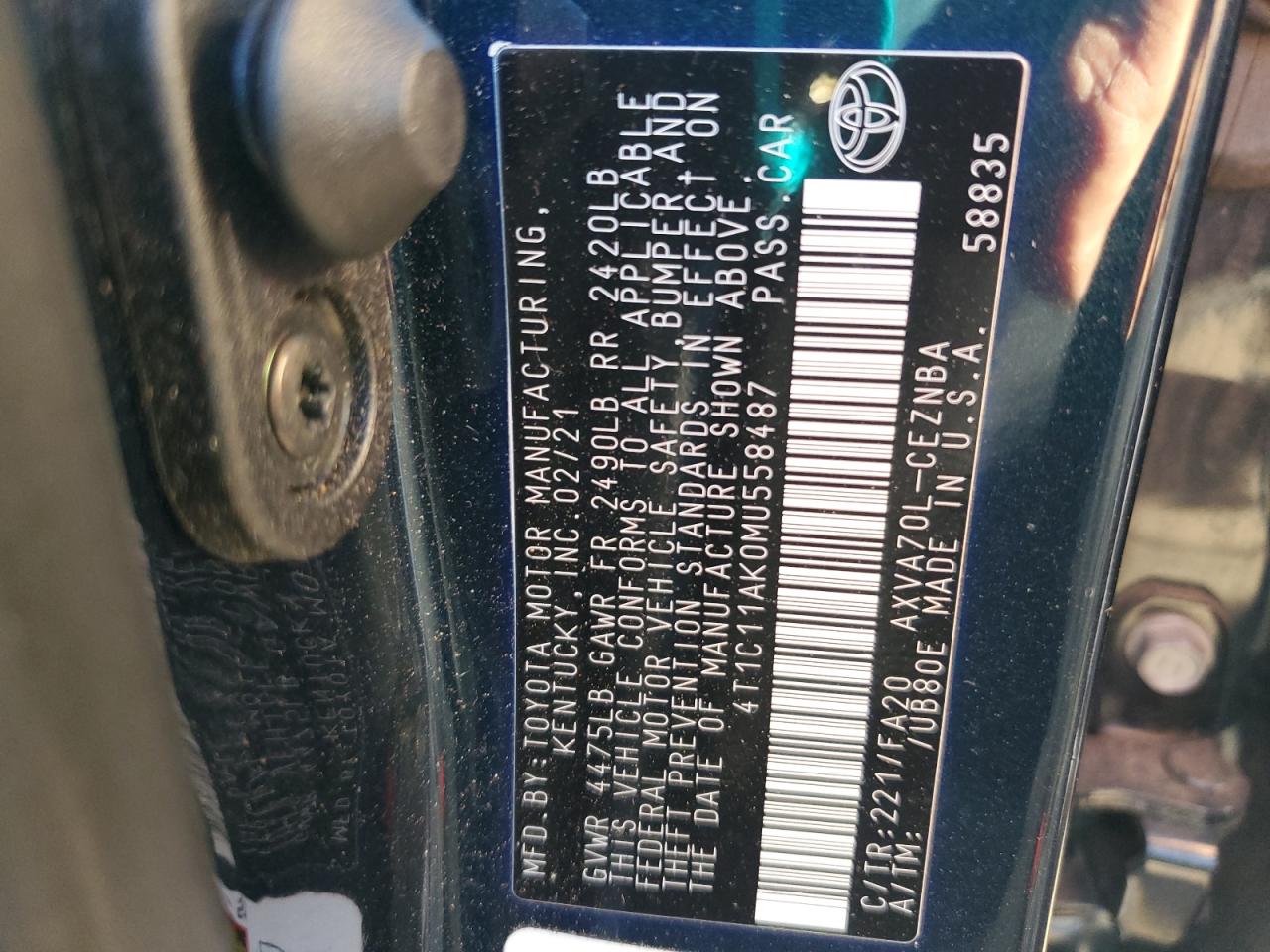 2021 Toyota Camry Le VIN: 4T1C11AK0MU558487 Lot: 84810095