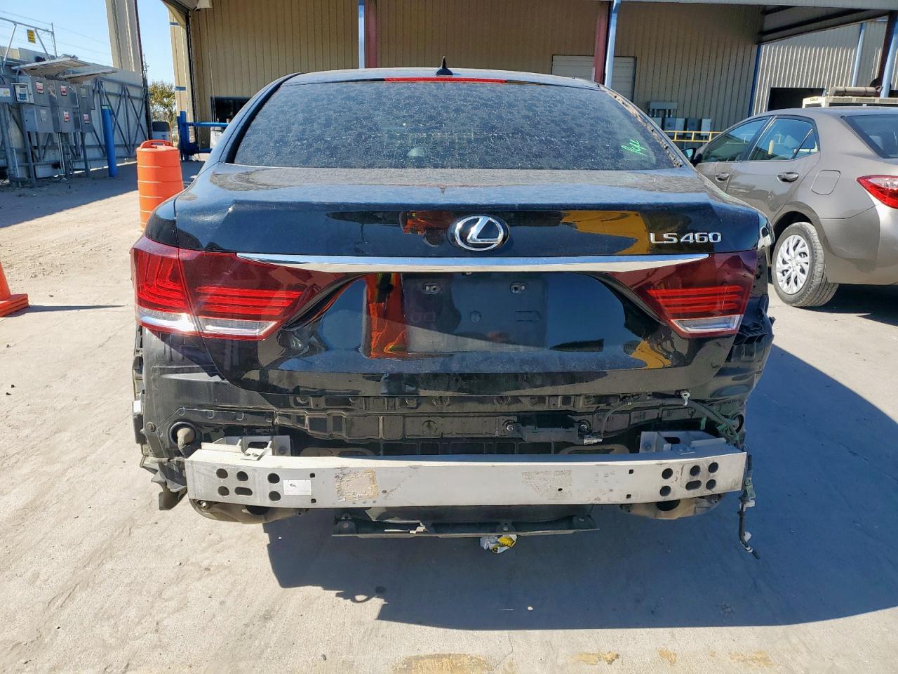 2013 Lexus Ls 460 VIN: JTHBL5EF0D5124920 Lot: 82331465