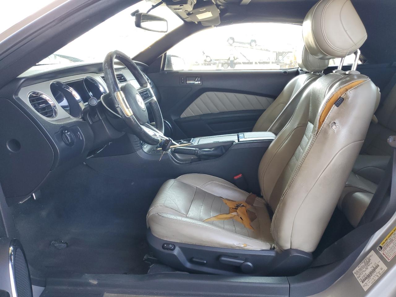 2014 Ford Mustang VIN: 1ZVBP8EM8E5279221 Lot: 82200195