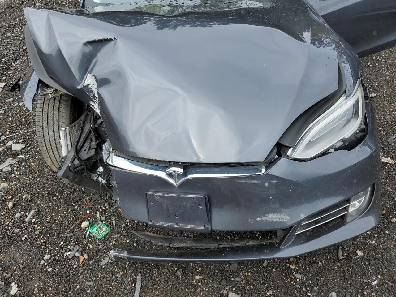 2018 Tesla Model S VIN: 5YJSA1E27JF284834 Lot: 85002635