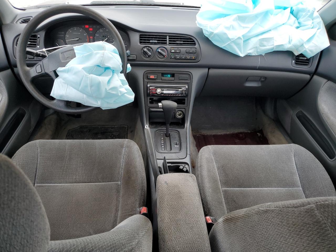 1996 Honda Accord Lx VIN: 1HGCD5634TA178915 Lot: 85739175