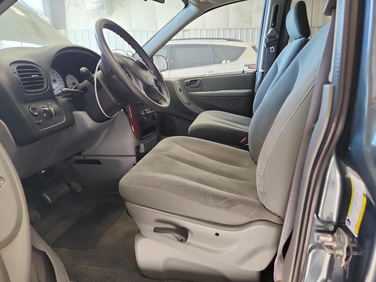 2007 Chrysler Town & Country Lx VIN: 1A4GJ45R07B245593 Lot: 85177515