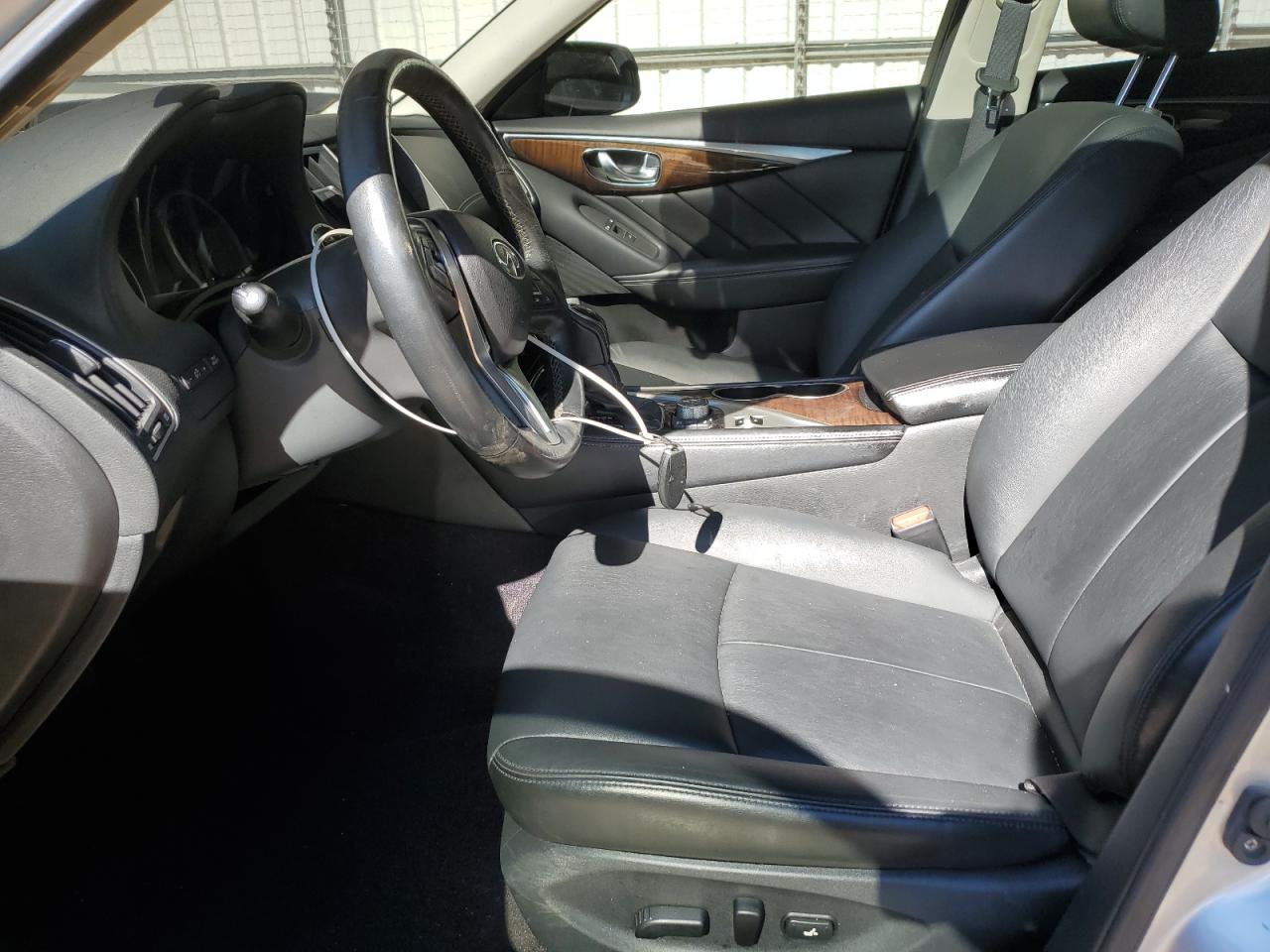 2018 Infiniti Q50 Luxe VIN: JN1EV7AR0JM437510 Lot: 90907635