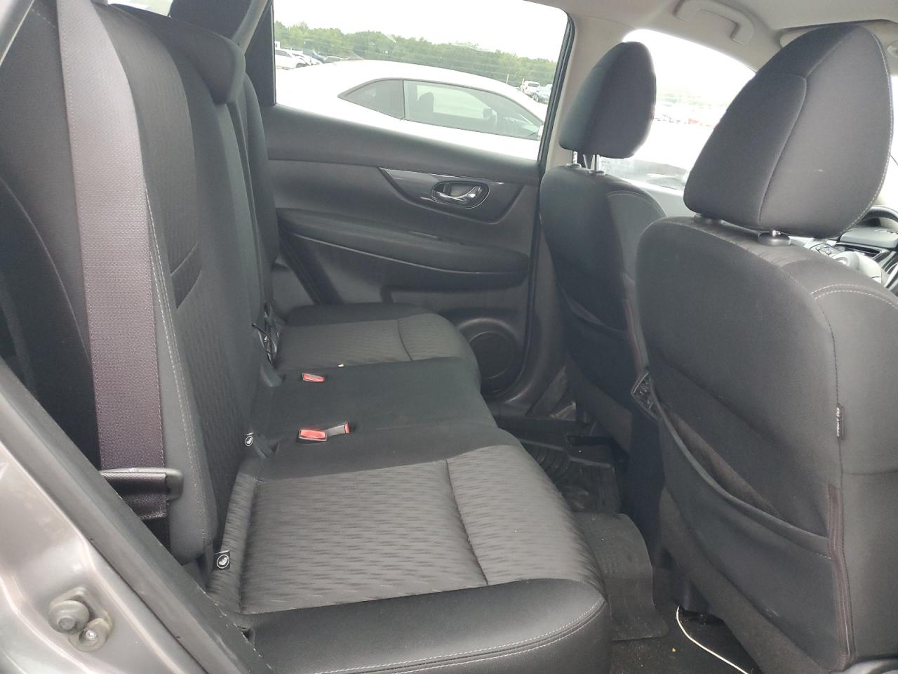 2018 Nissan Rogue S VIN: KNMAT2MT4JP525096 Lot: 85867735