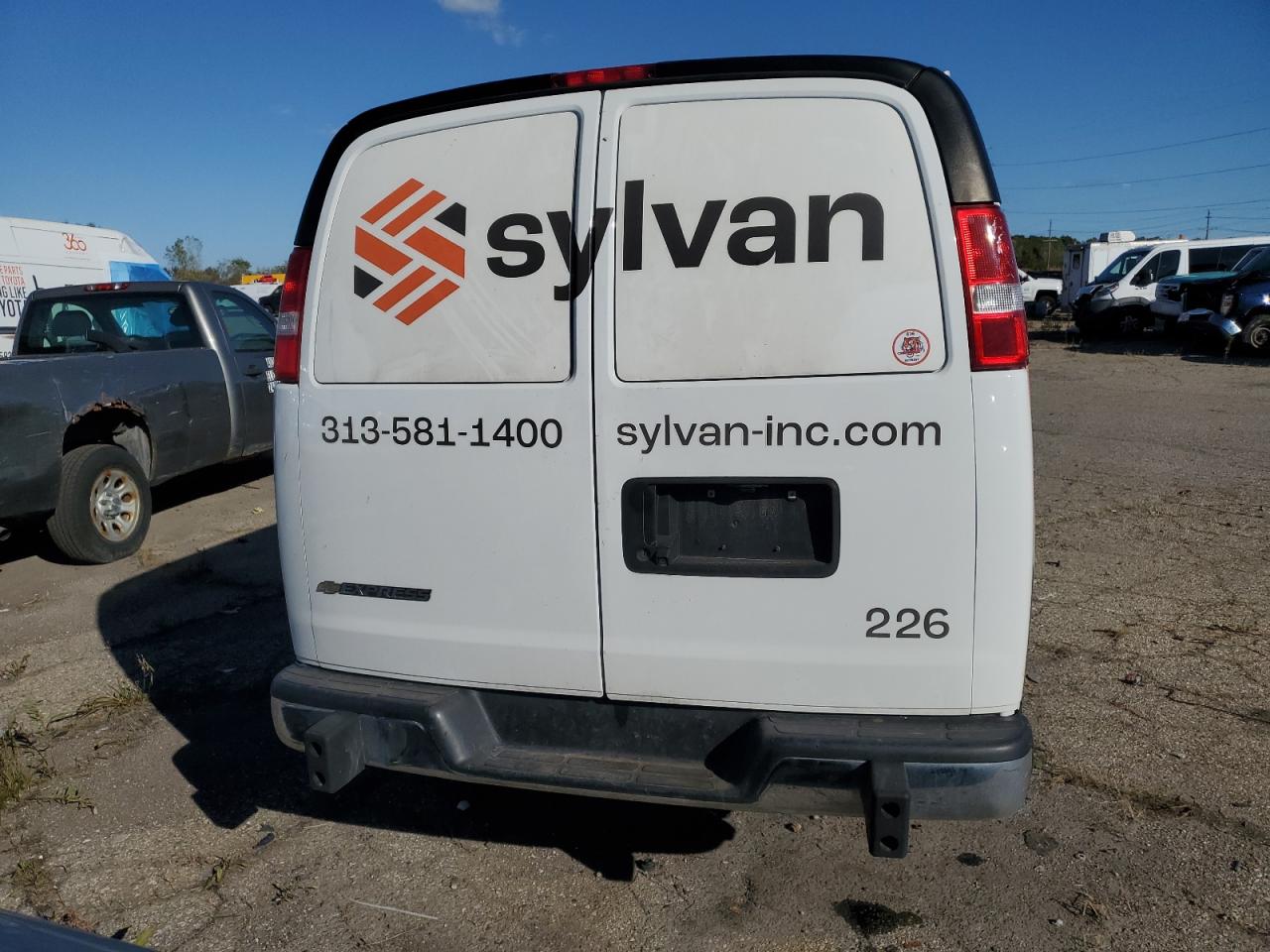 2022 Chevrolet Express G2500 VIN: 1GCWGAF76N1211849 Lot: 85891485