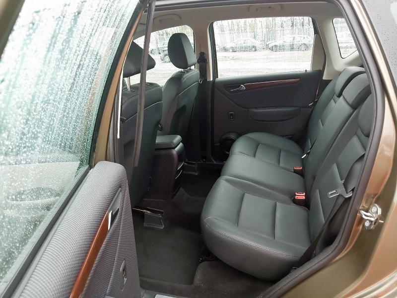 2010 MERCEDES-BENZ A160 ELEGANCE SE CVT 