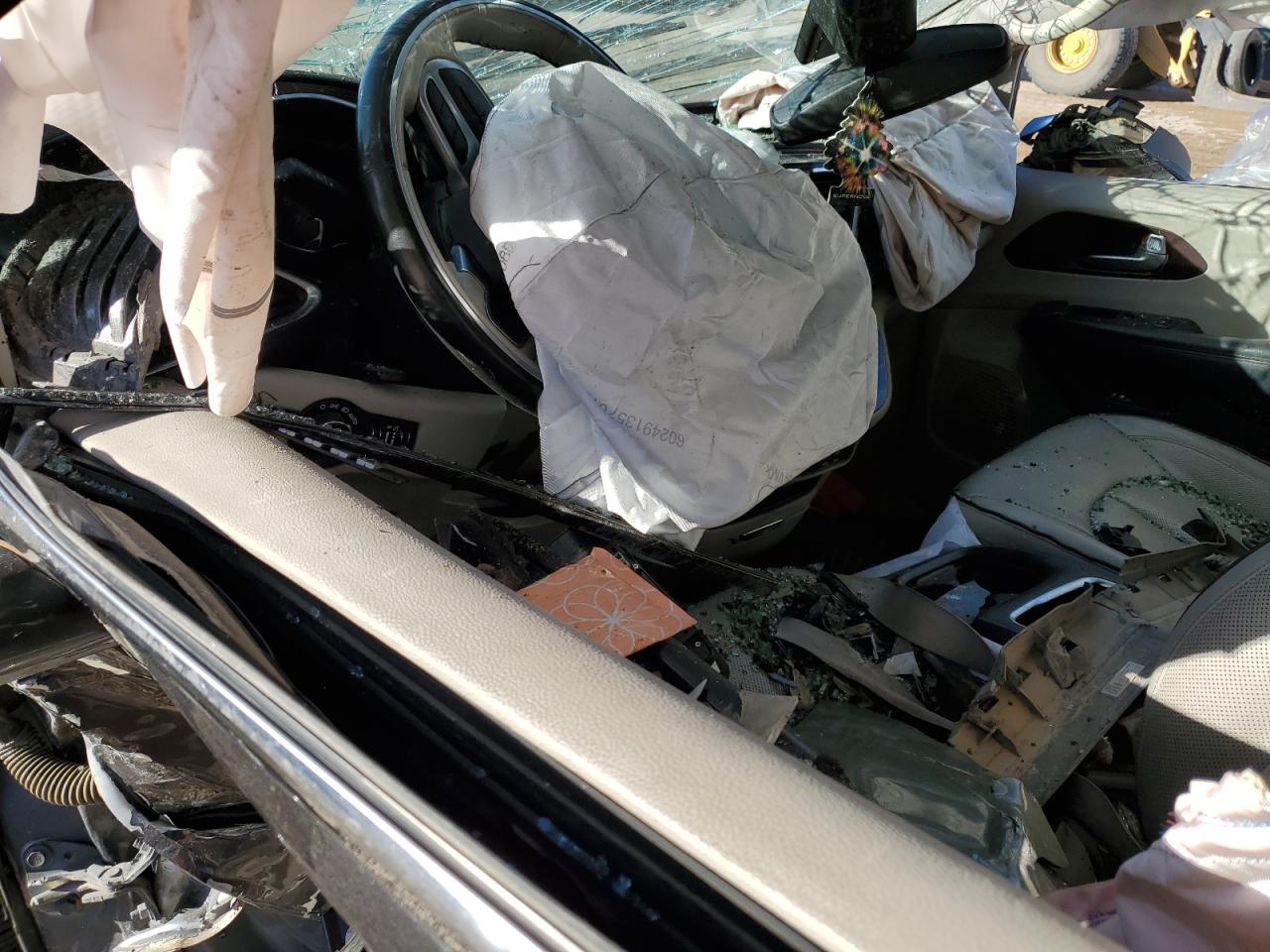 2020 Chrysler Pacifica Limited VIN: 2C4RC1GG8LR144266 Lot: 82682785