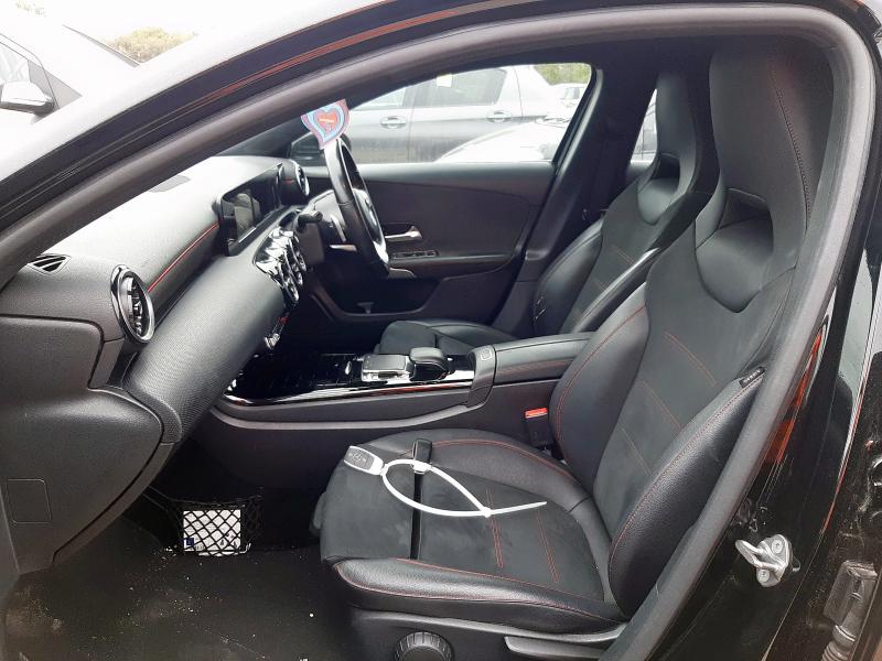 2018 MERCEDES-BENZ A 180 AMG LINE D AUTO 