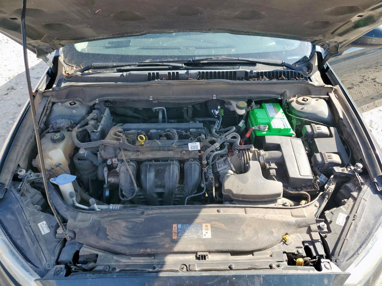 2015 Ford Fusion S VIN: 3FA6P0G77FR185879 Lot: 90232065