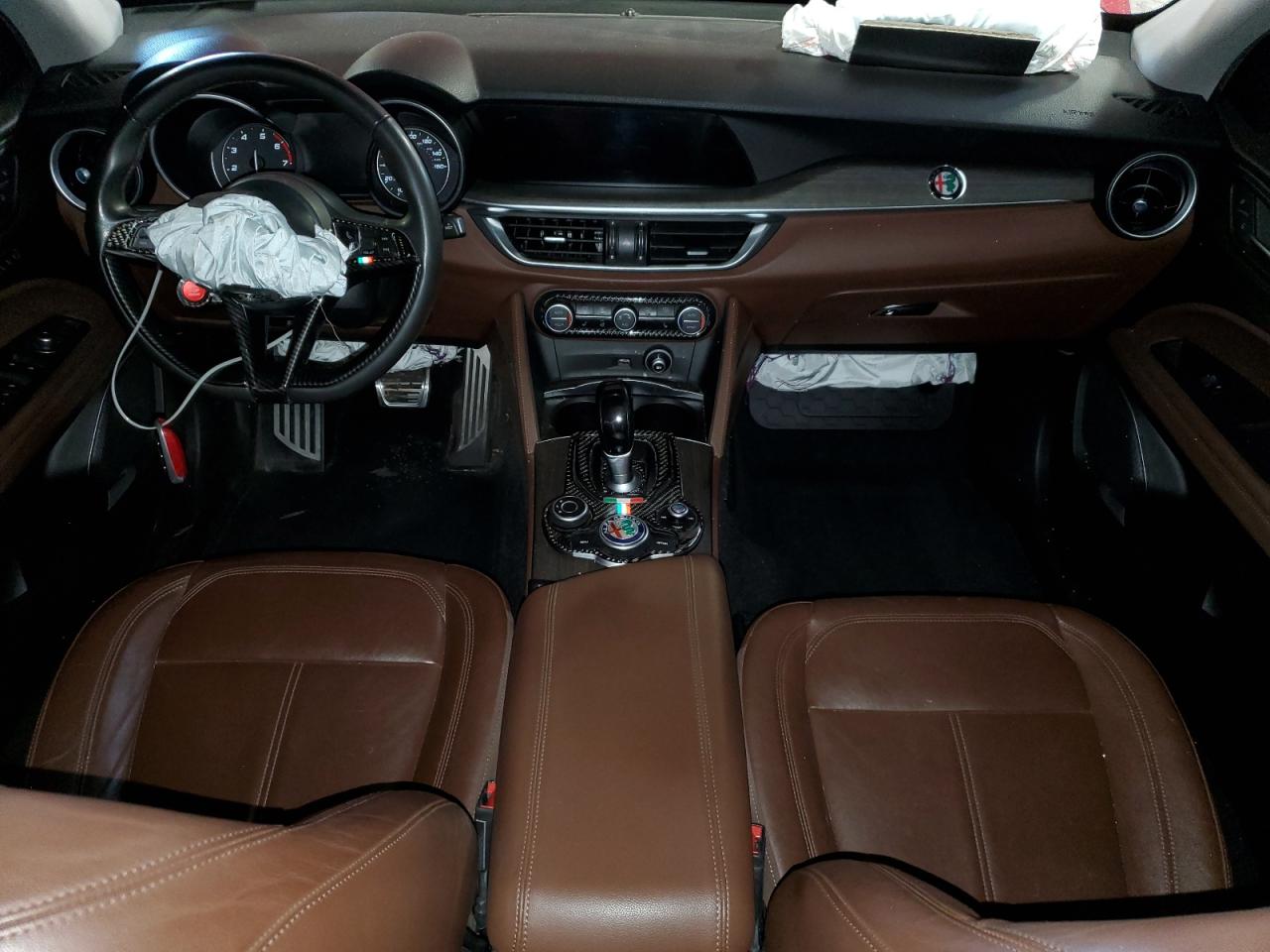 2018 Alfa Romeo Stelvio Ti VIN: ZASFAKBN9J7B87749 Lot: 86652935