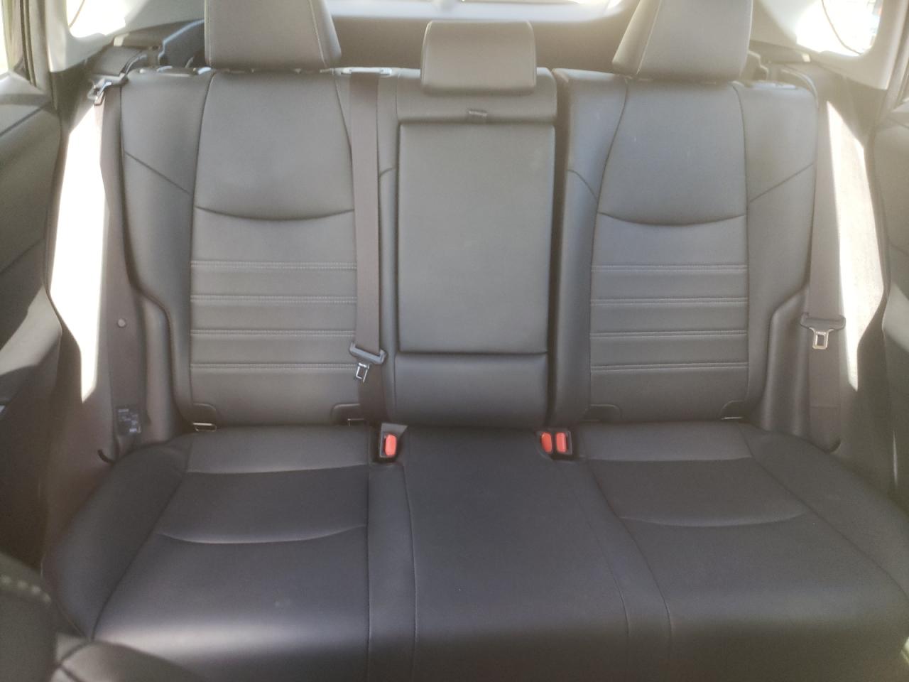 2020 Toyota Rav4 Xle Premium VIN: JTMC1RFV1LD517872 Lot: 82432215