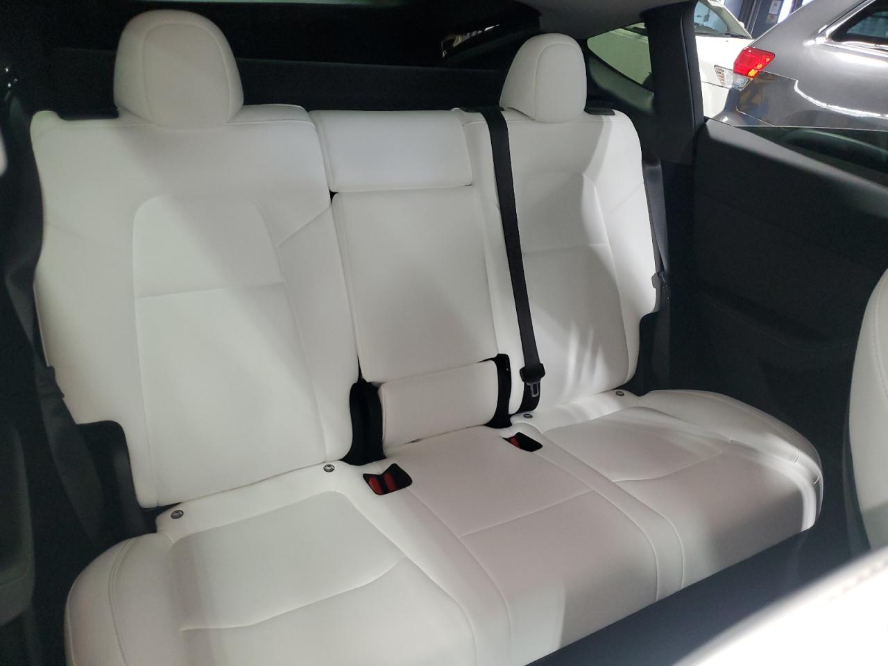 2023 Tesla Model Y VIN: 7SAYGDEE6PA181370 Lot: 89869915