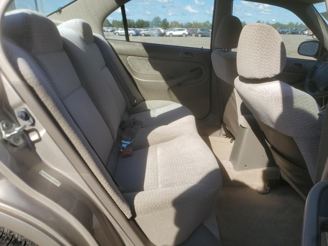 2000 Honda Civic Lx VIN: 1HGEJ667XYL010332 Lot: 82408325