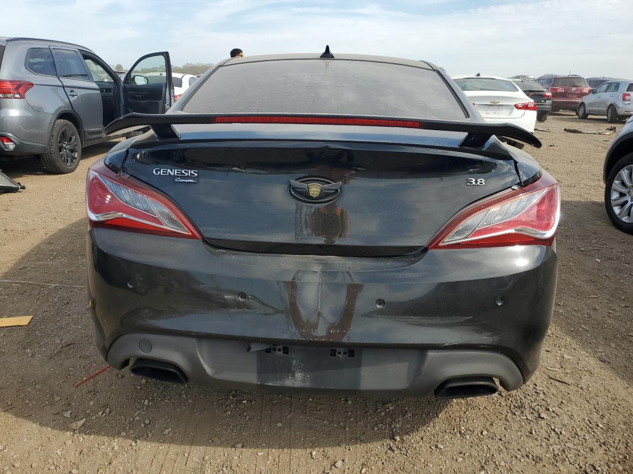 2014 Hyundai Genesis Coupe 3.8L VIN: KMHHU6KJXEU113420 Lot: 81993125