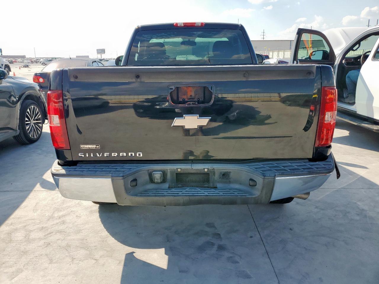 2008 Chevrolet Silverado C1500 VIN: 1GCEC14X38Z327784 Lot: 84939805