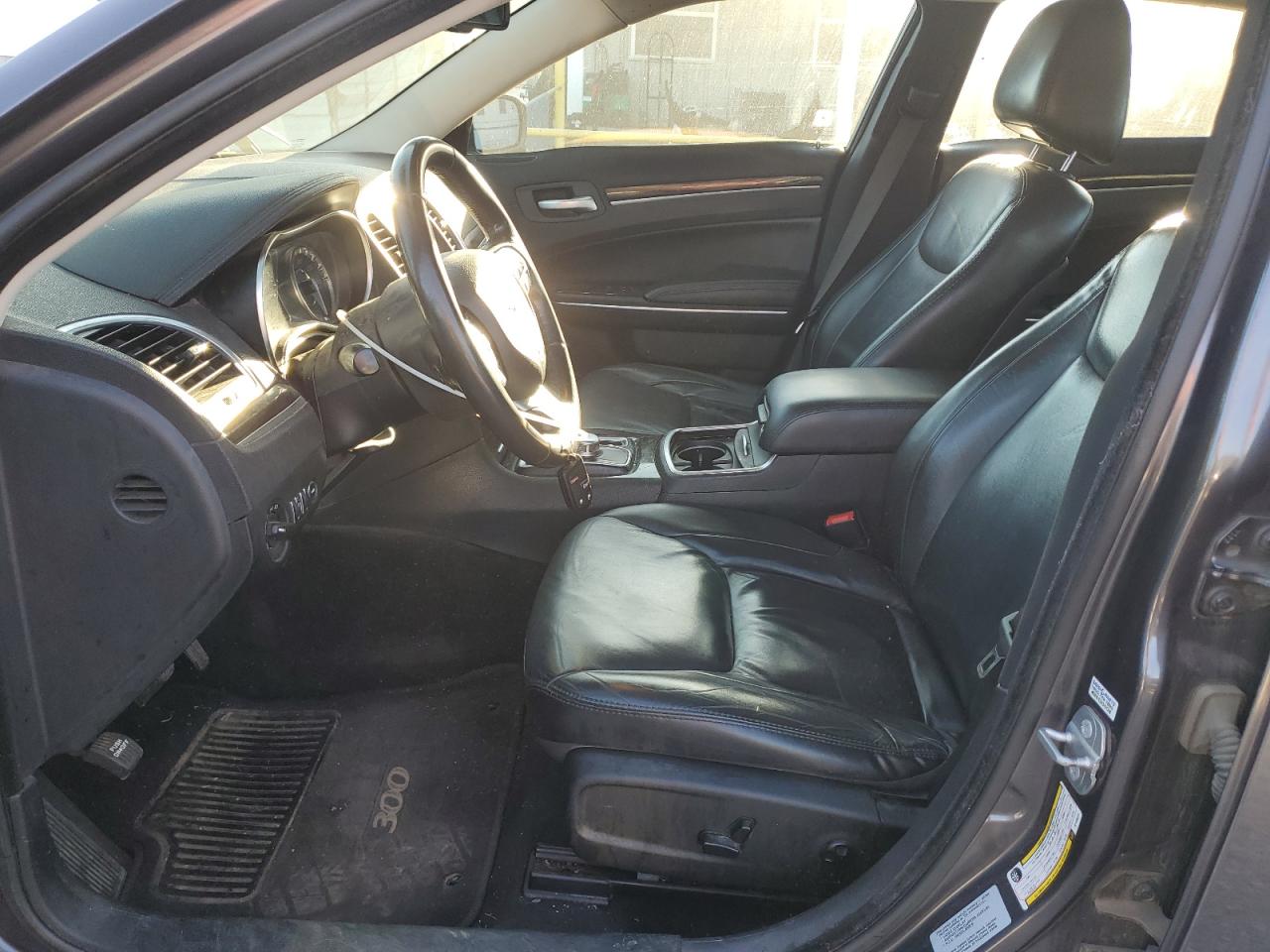 2016 Chrysler 300 Limited VIN: 2C3CCAAG6GH106372 Lot: 85088485