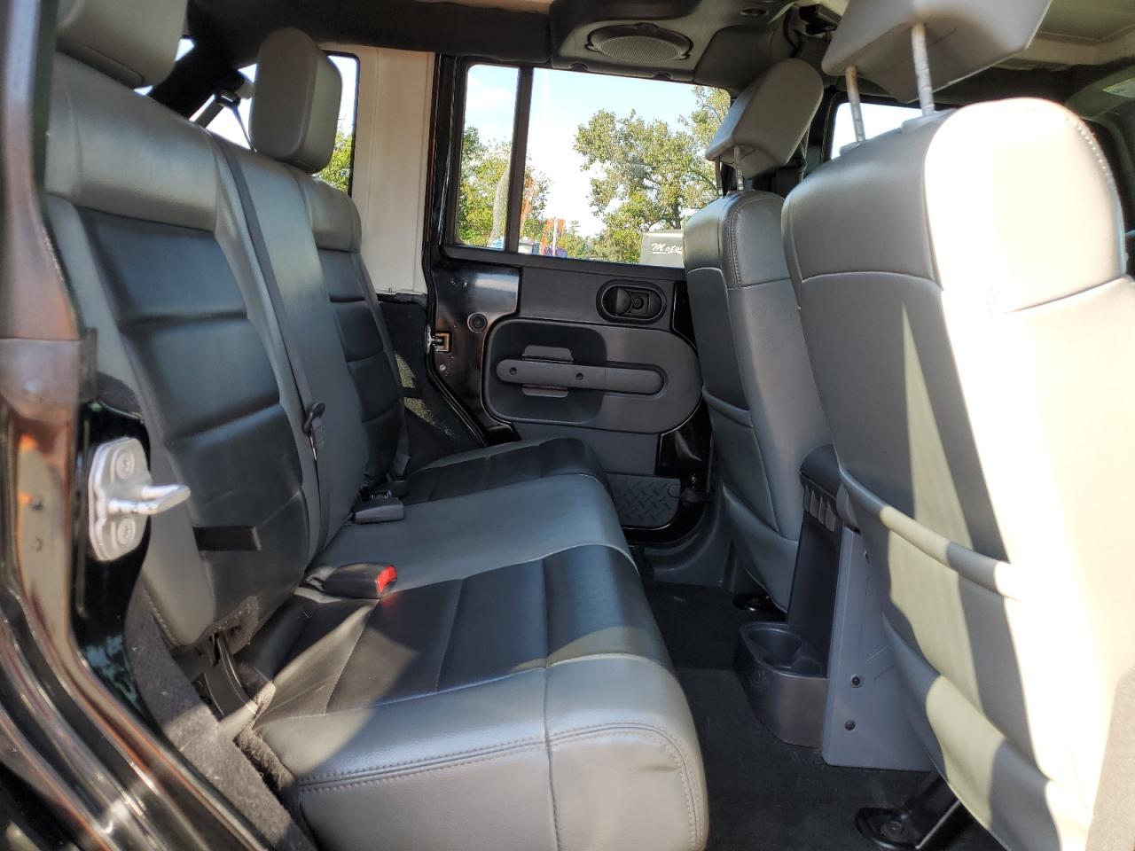 2010 Jeep Wrangler Unlimited Sahara VIN: 1J4BA5H17AL144056 Lot: 84953935