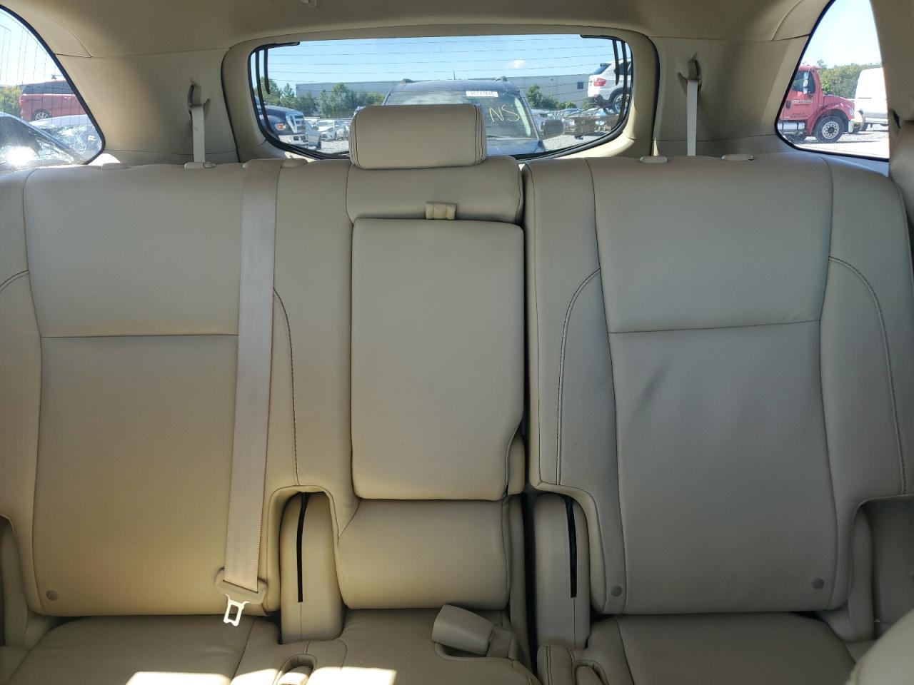 2016 Toyota Highlander Xle VIN: 5TDKKRFH4GS132402 Lot: 85891055