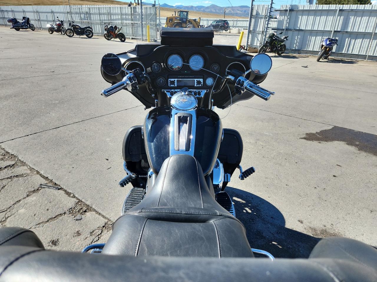 2013 Harley-Davidson Flhtcutg Tri Glide Ultra Classic VIN: 1HD1MAM18DB853370 Lot: 86675705