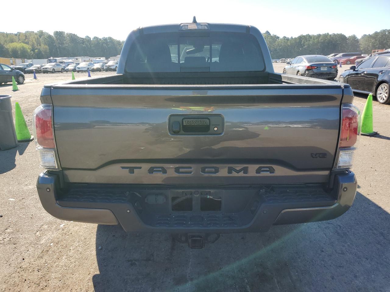 2021 Toyota Tacoma Double Cab VIN: 5TFCZ5AN0MX260647 Lot: 86670285